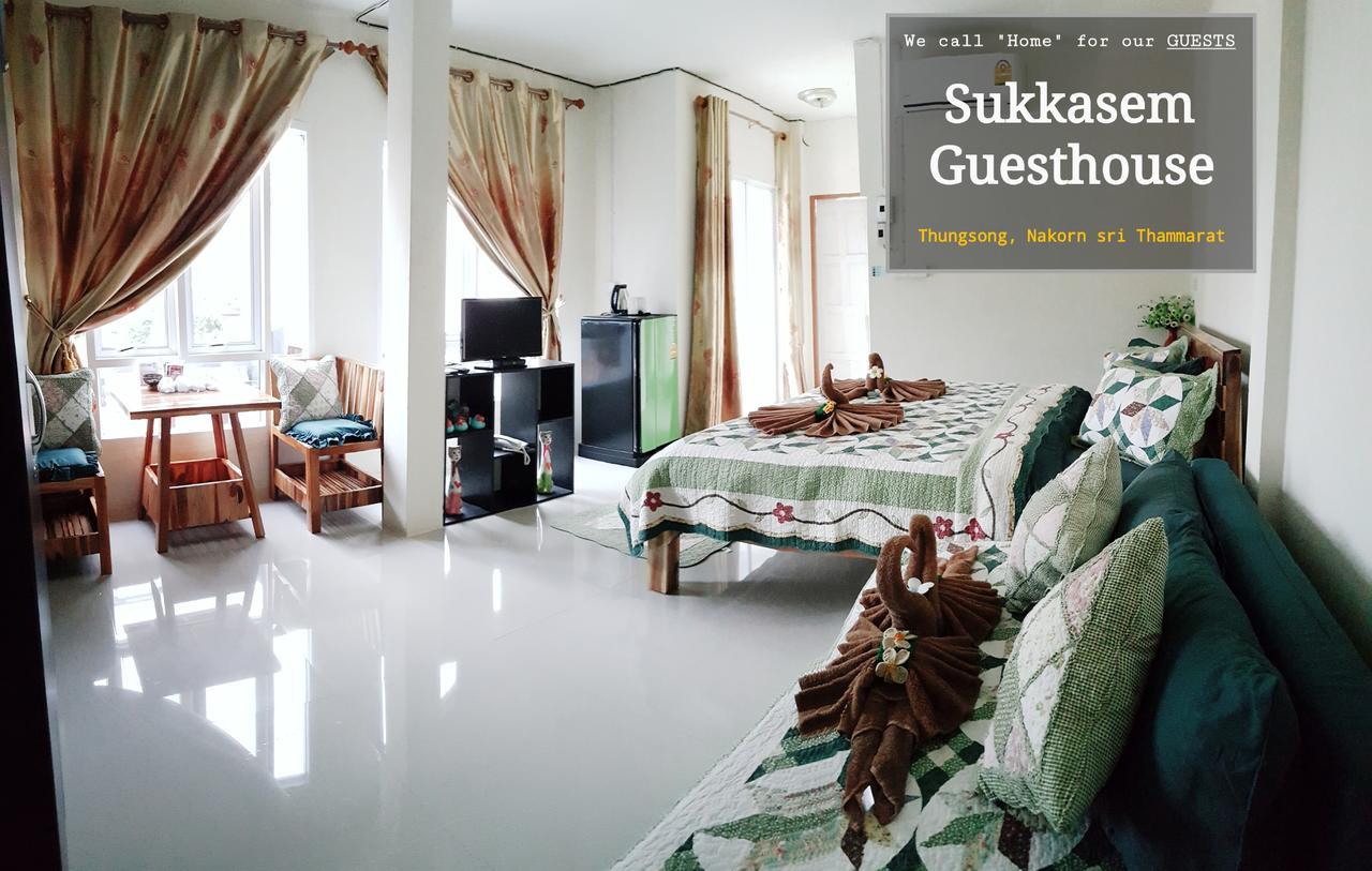 Sukkasem Guesthouse Thungsong Thung Song Ngoại thất bức ảnh