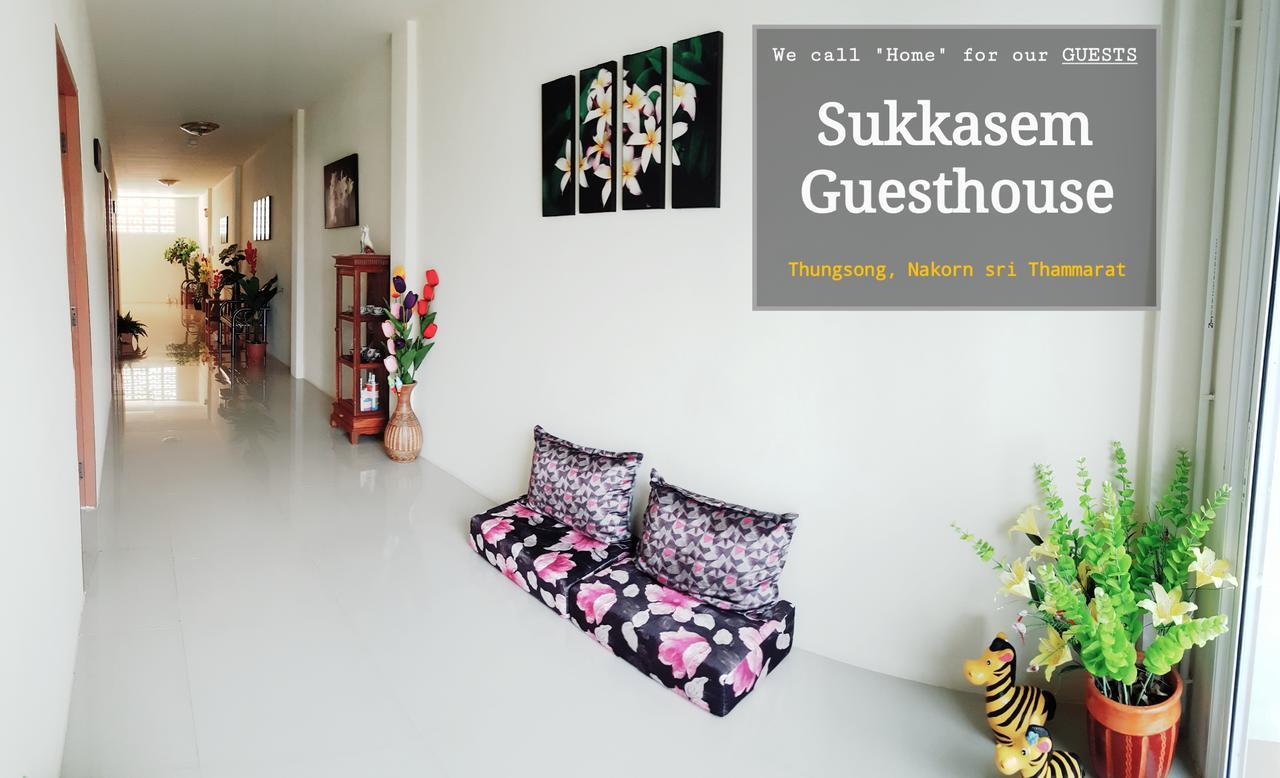 Sukkasem Guesthouse Thungsong Thung Song Ngoại thất bức ảnh